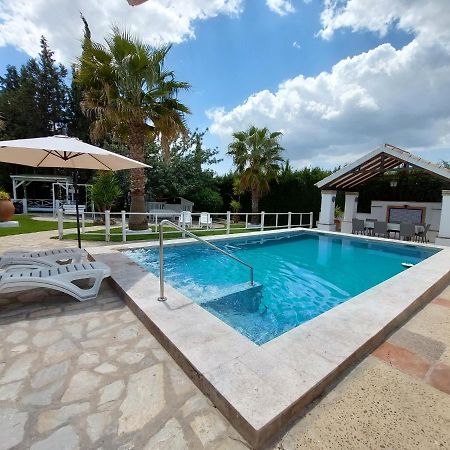 Villa El Estanque Holiday Cottage & Bungalow Аркос де ла Фронтера Экстерьер фото