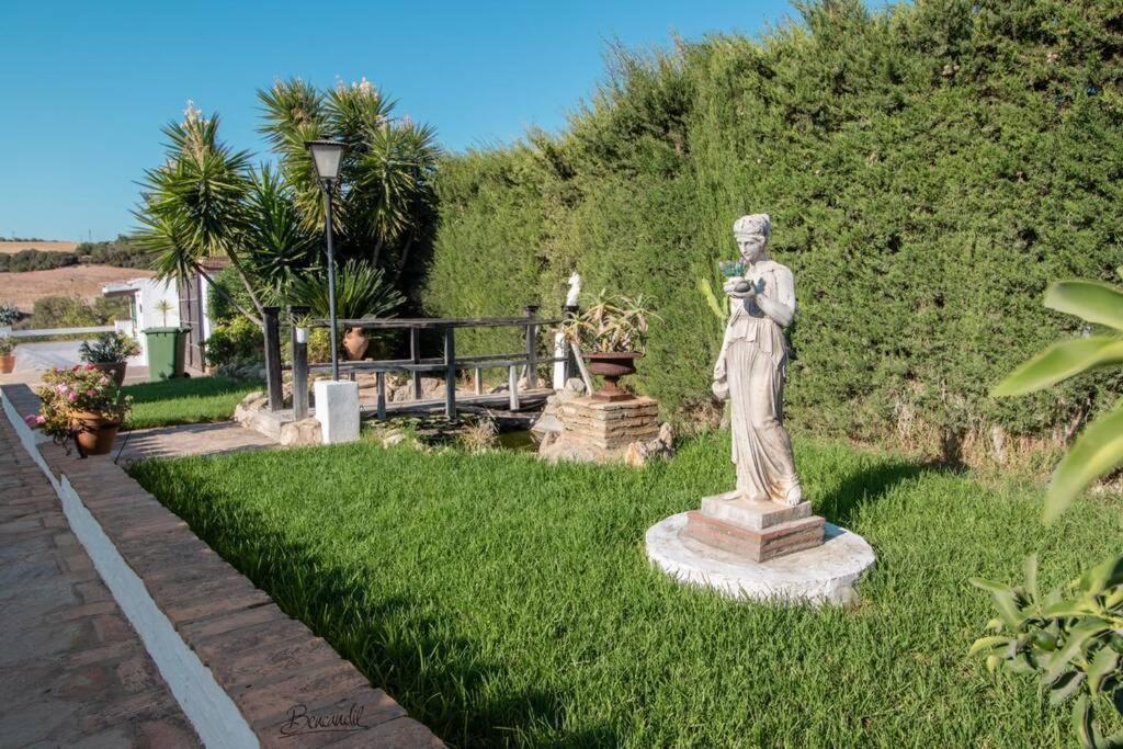 Villa El Estanque Holiday Cottage & Bungalow Аркос де ла Фронтера Экстерьер фото