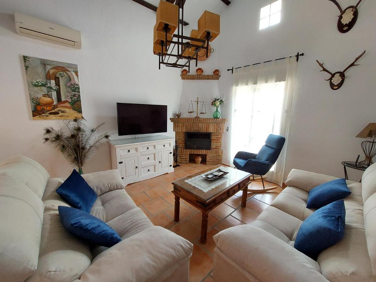 Villa El Estanque Holiday Cottage & Bungalow Аркос де ла Фронтера Экстерьер фото