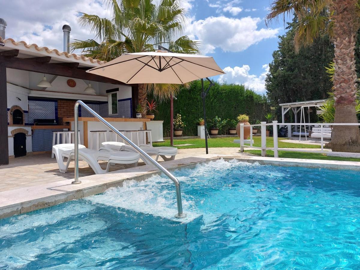 Villa El Estanque Holiday Cottage & Bungalow Аркос де ла Фронтера Экстерьер фото